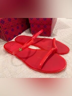 Tory Burch Coral Red Two-Strap Jelly Sandals size 8 EUC!